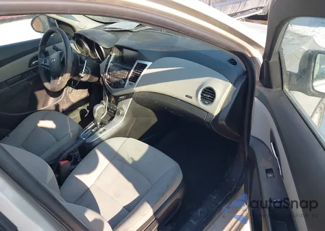 2016 Chevrolet Cruze Limited 1Lt Auto z USA, uszkodzony, nr VIN 1G1PE5SB9G7176776